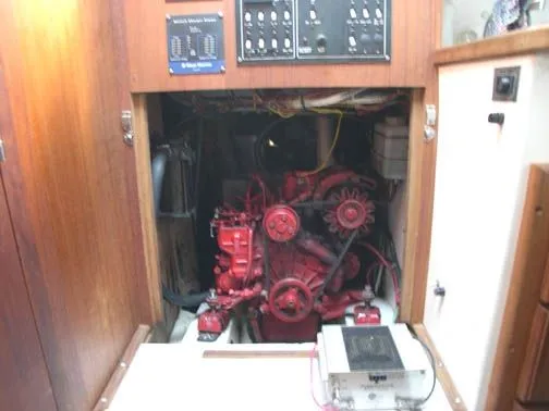 Slide: The Image of Compac 27/2 Sloop 1997 - 5