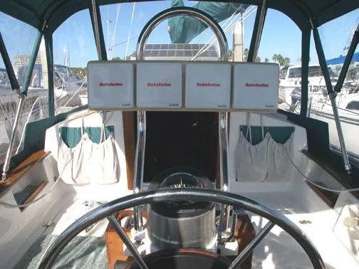 Slide: The Image of Compac 27/2 Sloop 1997 - 9