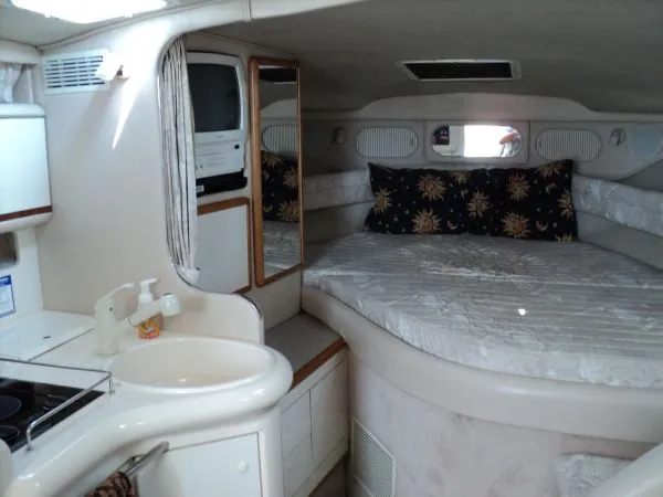 Slide: The Image of Sea Ray 330 Sundancer 1996 - 3