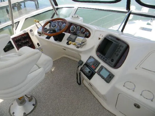 Slide: The Image of Sea Ray 420 Aft Cabin 2001 - 6