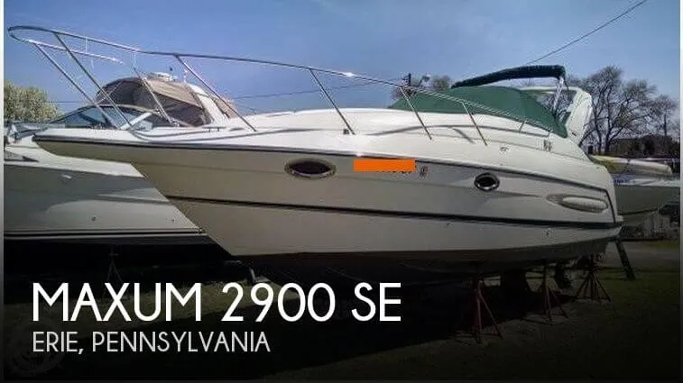 Slide: The Image of Maxum 2900 SE 2003 - 0