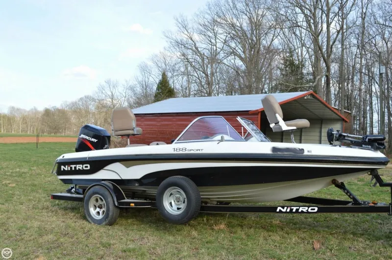 Slide: The Image of Nitro 188 FIsh & Ski Sport 2003 - 1