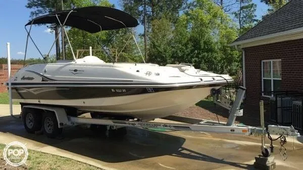 Slide: The Image of Hurricane GS 202 Fundeck 2007 - 3