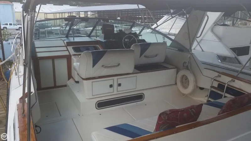 Slide: The Image of Sea Ray 340 Sundancer 1989 - 5