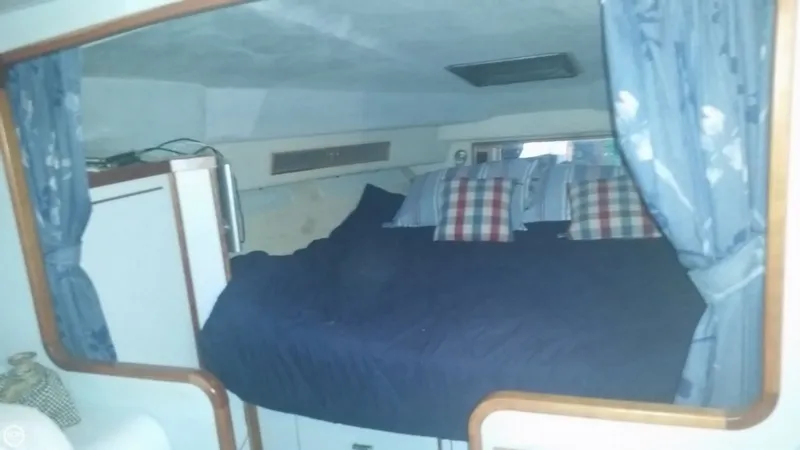 Slide: The Image of Sea Ray 340 Sundancer 1989 - 9