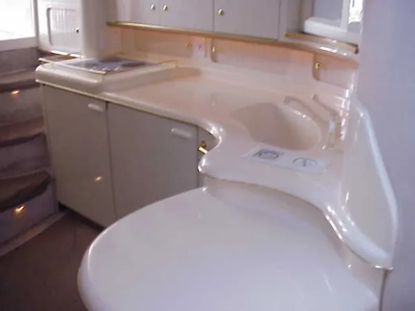 Slide: The Image of Sea Ray 450 Sundancer 1996 - 9