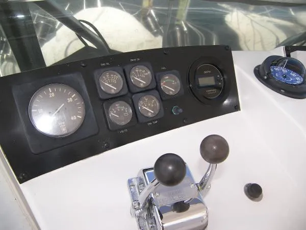 Slide: The Image of Hatteras 42 Cockpit Motor Yacht 1993 - 10