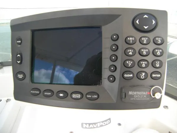 Slide: The Image of Hatteras 42 Cockpit Motor Yacht 1993 - 6