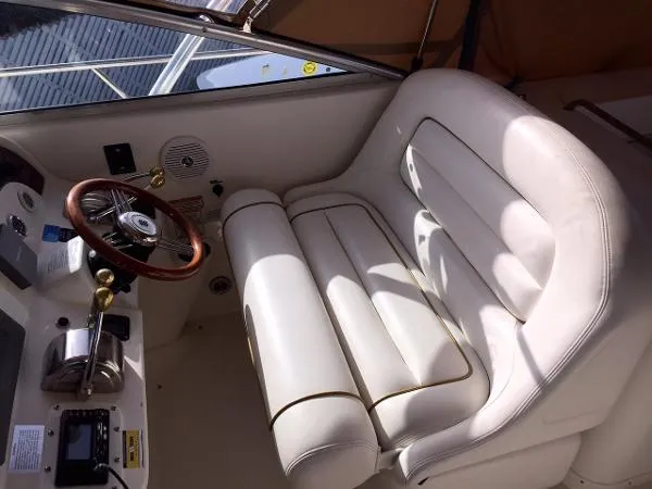 Slide: The Image of Sea Ray 290 Amberjack 2001 - 10