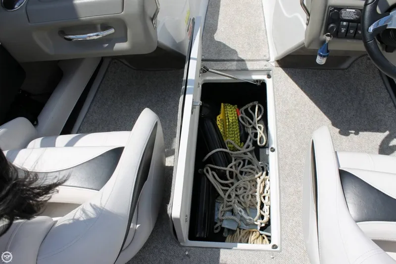 Slide: The Image of Crownline Boats 185 SS 2011 - 2