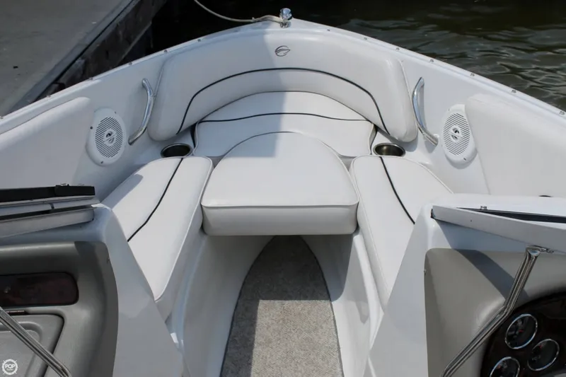 Slide: The Image of Crownline Boats 185 SS 2011 - 5