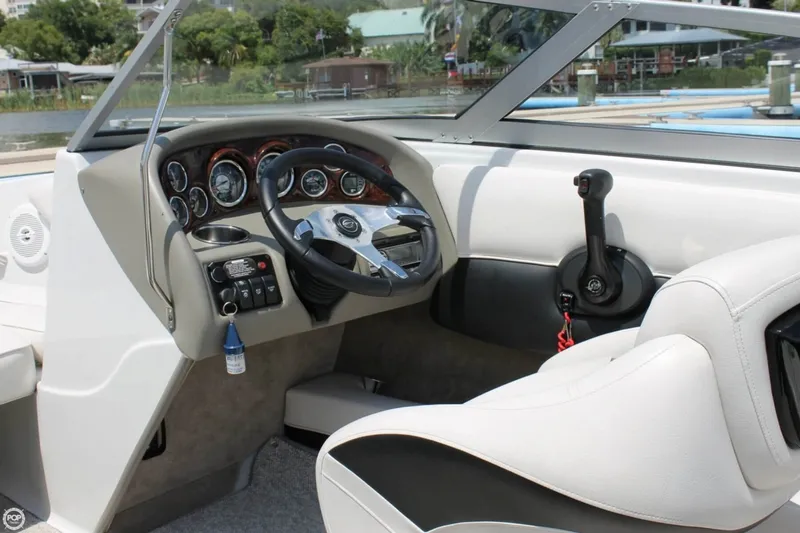Slide: The Image of Crownline Boats 185 SS 2011 - 7