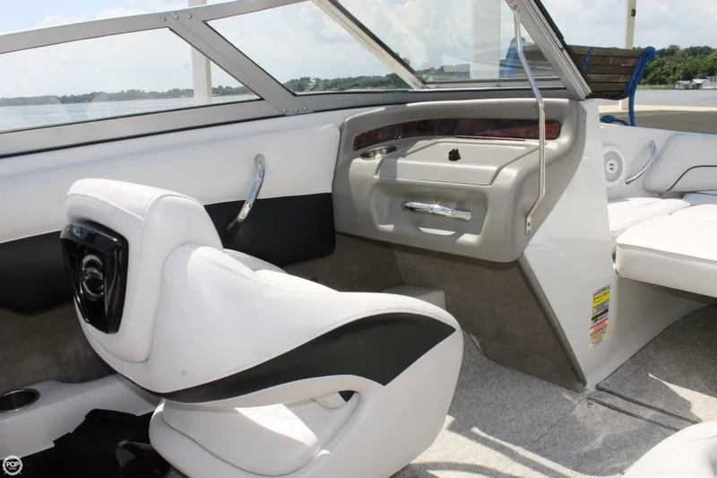 Slide: The Image of Crownline Boats 185 SS 2011 - 9