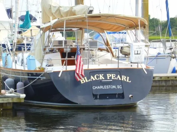 Slide: The Image of Tartan 3700 Shoal Draft 2004 - 3
