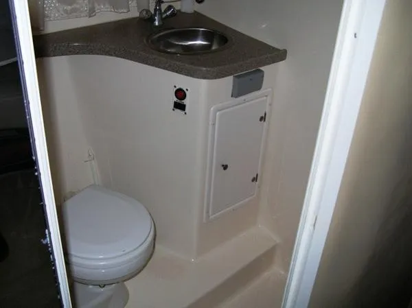 Slide: The Image of Rinker 312 Fiesta Vee 2003 - 6