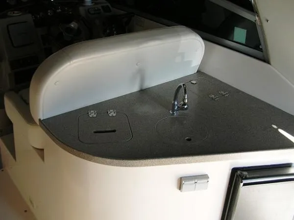 Slide: The Image of Rinker 312 Fiesta Vee 2003 - 9