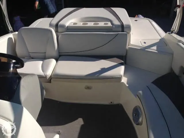 Slide: The Image of Bayliner F19 Flight Series 2010 - 6