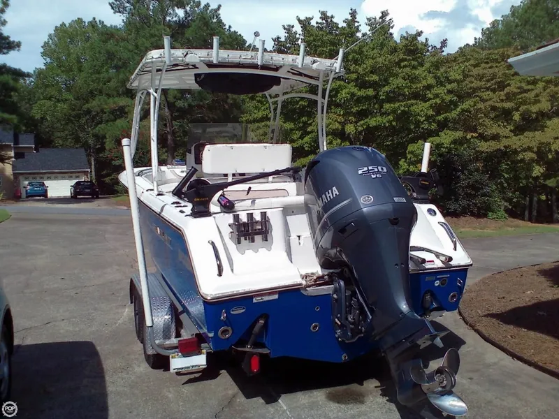 Slide: The Image of Sea Hunt 24 Edge 2013 - 11