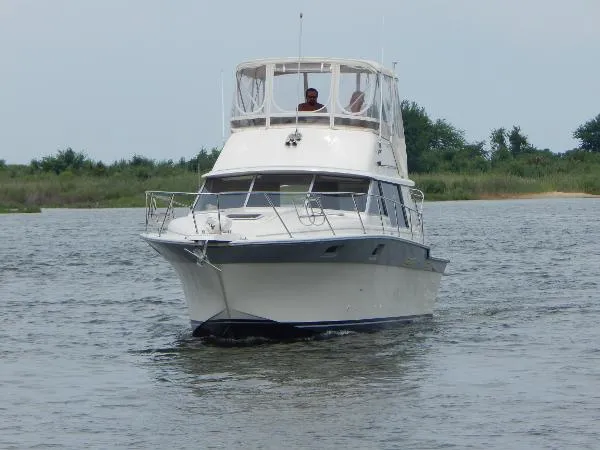Slide: The Image of Silverton Convertible / Sportfisherman 1988 - 3