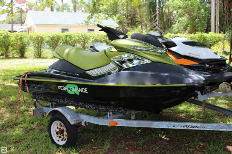 Slide: The Image of Sea-Doo GTR 215 (Pair) 2013 - 1
