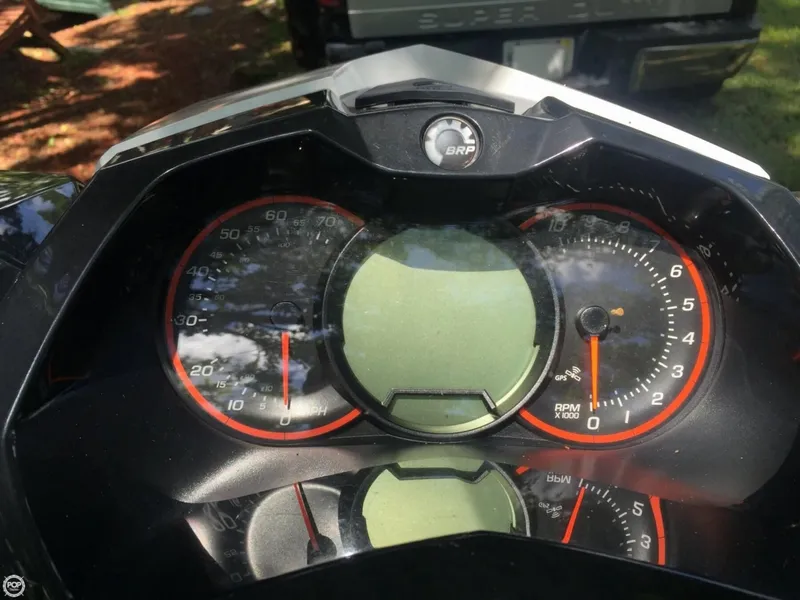 Slide: The Image of Sea-Doo GTR 215 (Pair) 2013 - 10