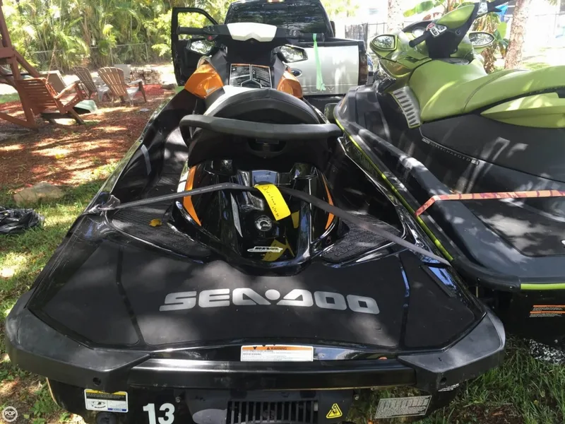 Slide: The Image of Sea-Doo GTR 215 (Pair) 2013 - 5