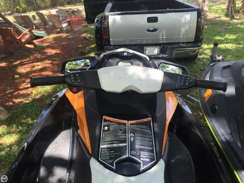 Slide: The Image of Sea-Doo GTR 215 (Pair) 2013 - 8