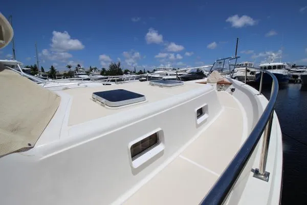 Slide: The Image of Offshore 48 Yachtfisher 1998 - 5