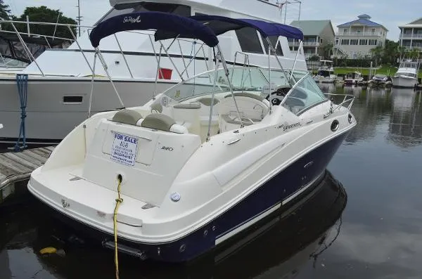 Slide: The Image of Sea Ray 240 Sundancer 2007 - 1