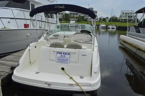 Slide: The Image of Sea Ray 240 Sundancer 2007 - 2