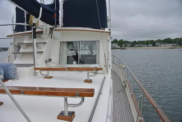 Slide: The Image of Grand Banks 36 Classic 1990 - 8