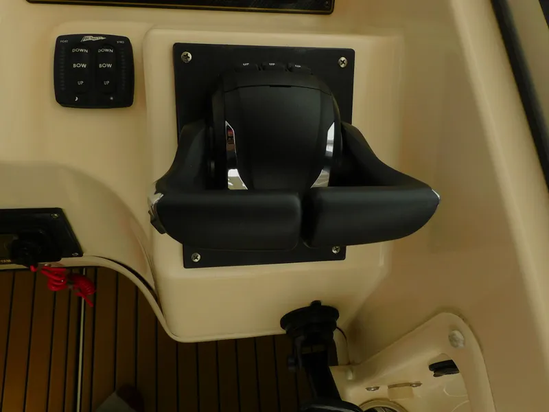 Slide: The Image of Control console of Grady-White Gulfstream 232, year 2012. - 22