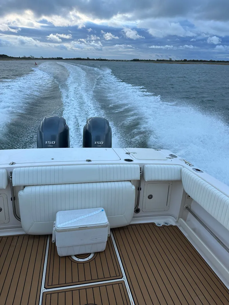 Slide: The Image of Grady-White Gulfstream 232 2012 - 4