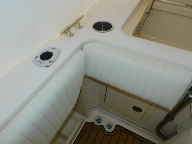 Slide: The Image of Interior of 2012 Grady-White Gulfstream 232 boat. - 46