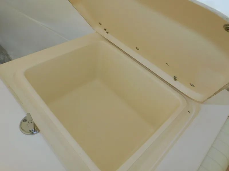 Slide: The Image of Grady-White Gulfstream 232 2012 - 54