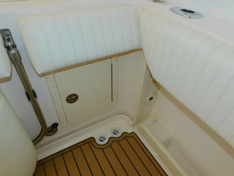 Slide: The Image of Grady-White Gulfstream 232 2012 - 59