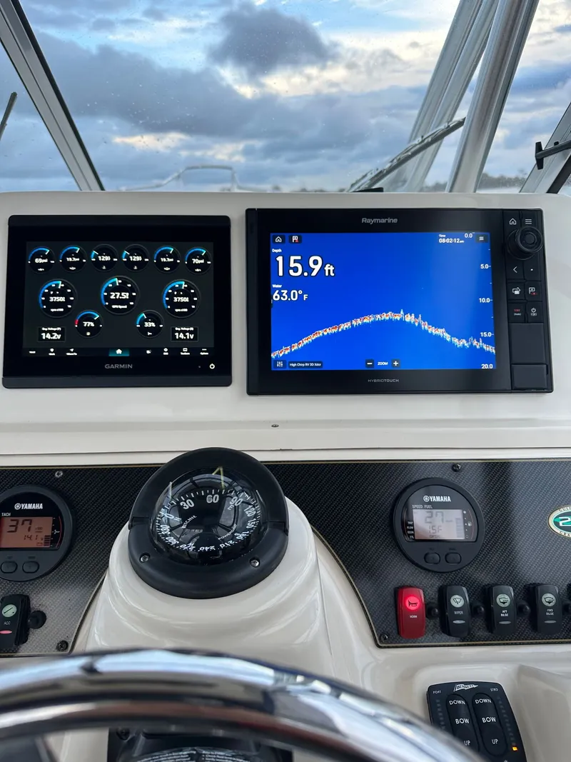 Slide: The Image of Grady-White Gulfstream 232 2012 - 6