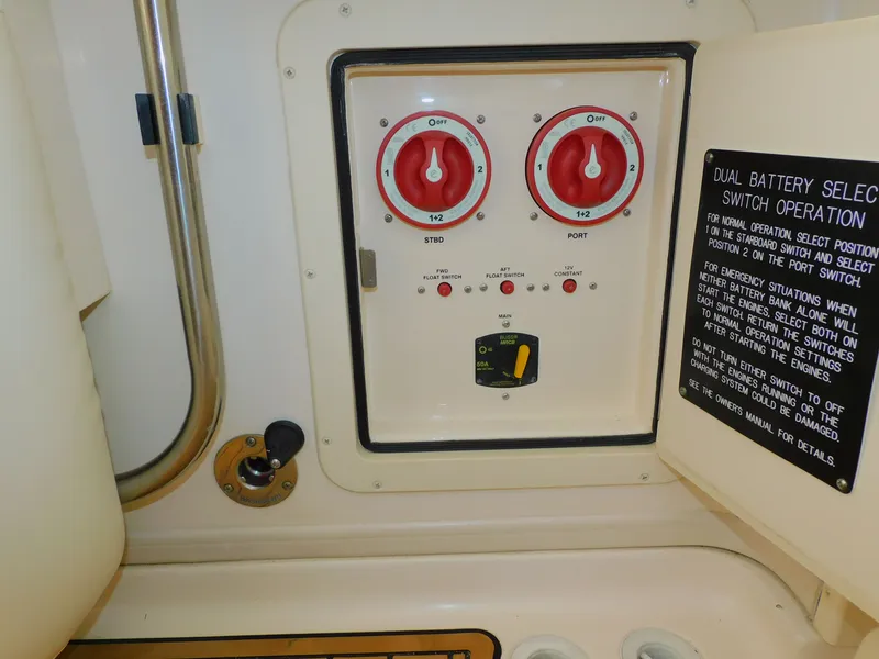 Slide: The Image of Grady-White Gulfstream 232 2012 - 60