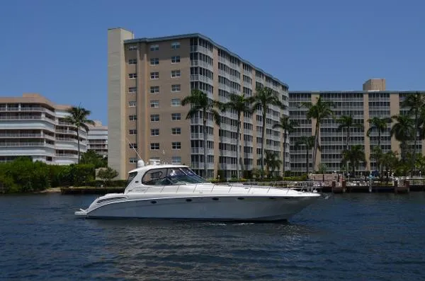 Slide: The Image of Sea Ray Sundancer 2004 - 2