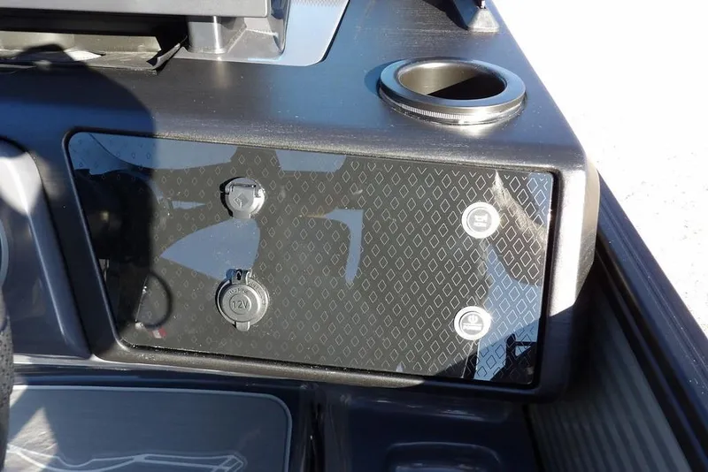 Slide: The Image of Dashboard of 2026 Bennington M Swingback 22 MSB with cup holder and controls. - 28