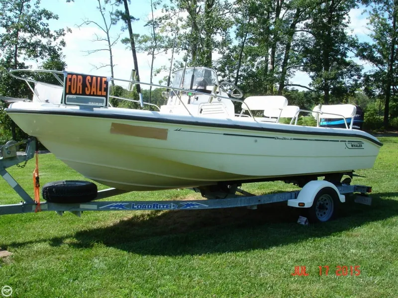 Slide: The Image of Boston Whaler 18 Dauntless 2001 - 1