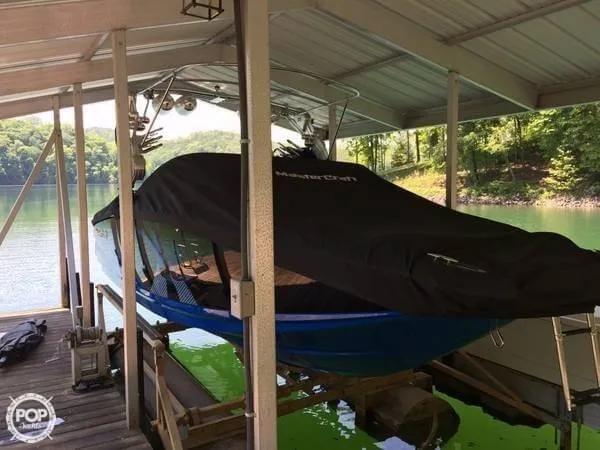 Slide: The Image of Mastercraft x35 2012 - 7