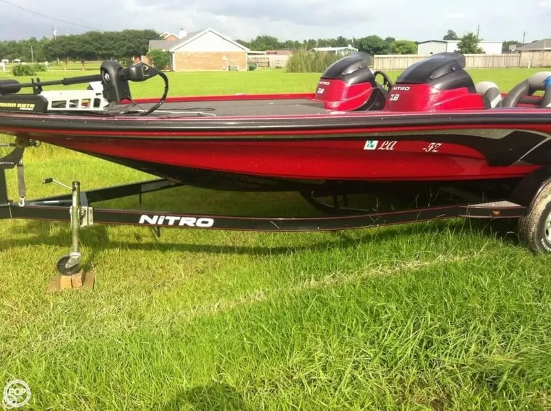 Slide: The Image of Nitro Z8 2012 - 1