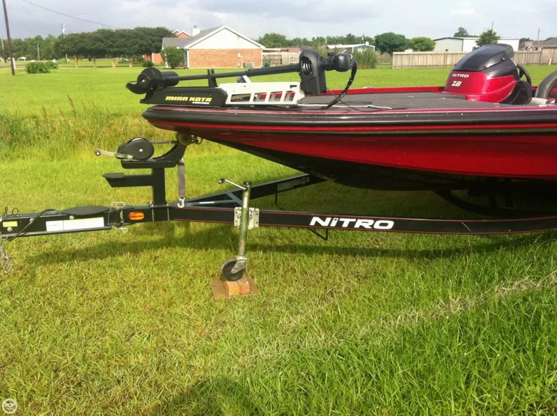 Slide: The Image of Nitro Z8 2012 - 2