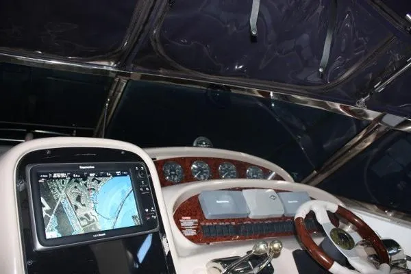 Slide: The Image of Sea Ray 380 Sundancer 2004 - 8