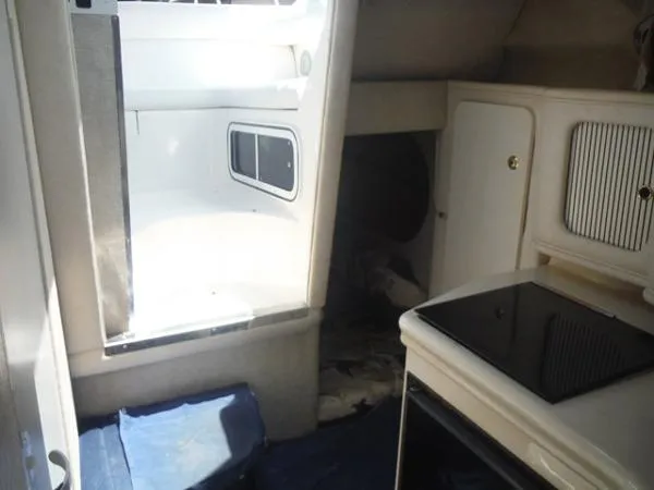 Slide: The Image of Sea Ray Sundancer 1999 - 1