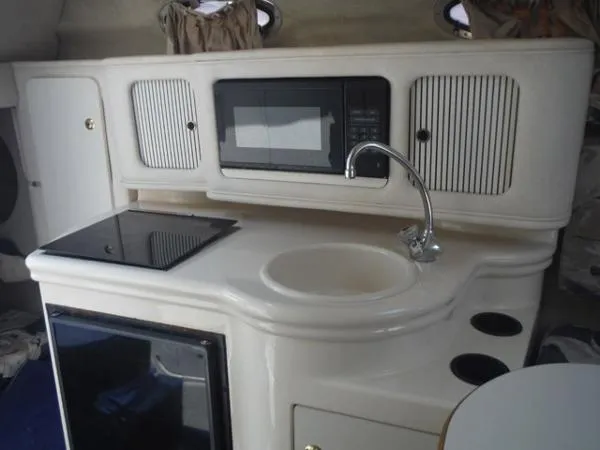 Slide: The Image of Sea Ray Sundancer 1999 - 6