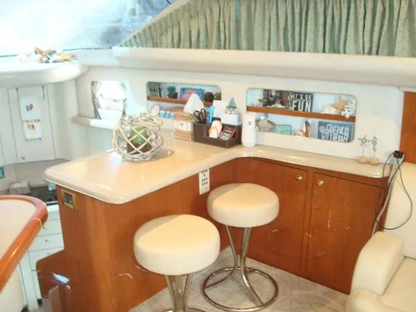 Slide: The Image of Sea Ray Aft Cabin M/Y 1997 - 1