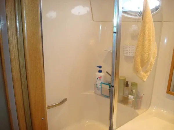 Slide: The Image of Sea Ray Aft Cabin M/Y 1997 - 11