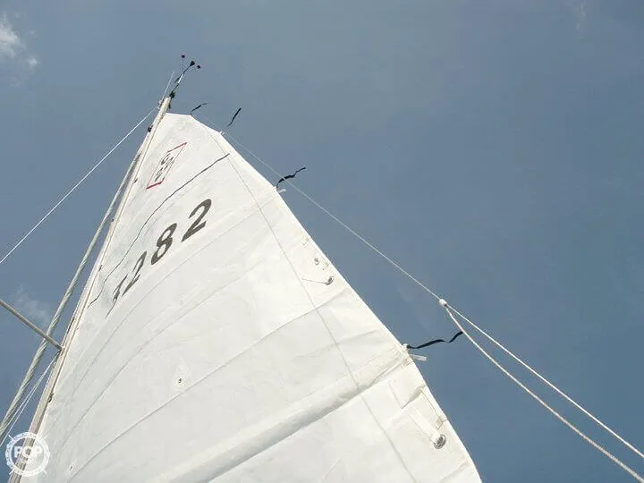 Slide: The Image of Catalina 22 Swing Keel 1974 - 9